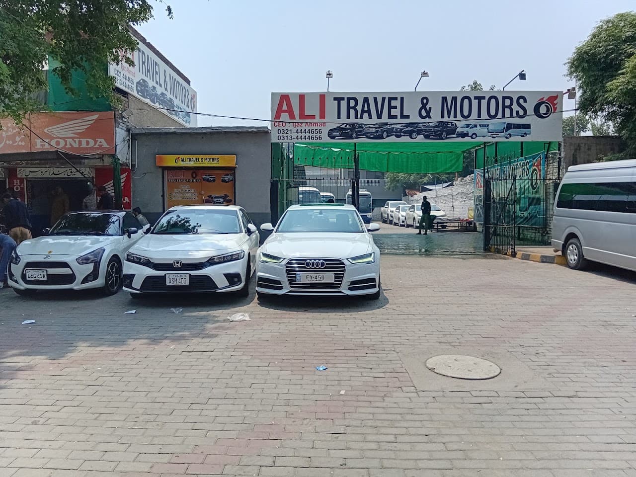 Rent a Car in Lahore